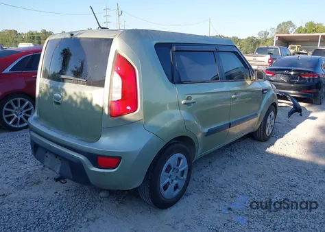 2013 Kia Soul z USA, uszkodzony, nr VIN KNDJT2A5XD7602581